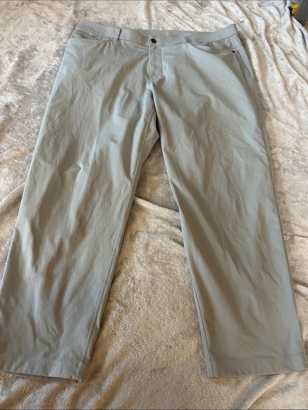 Lululemon abc classic fit pant in silver drop